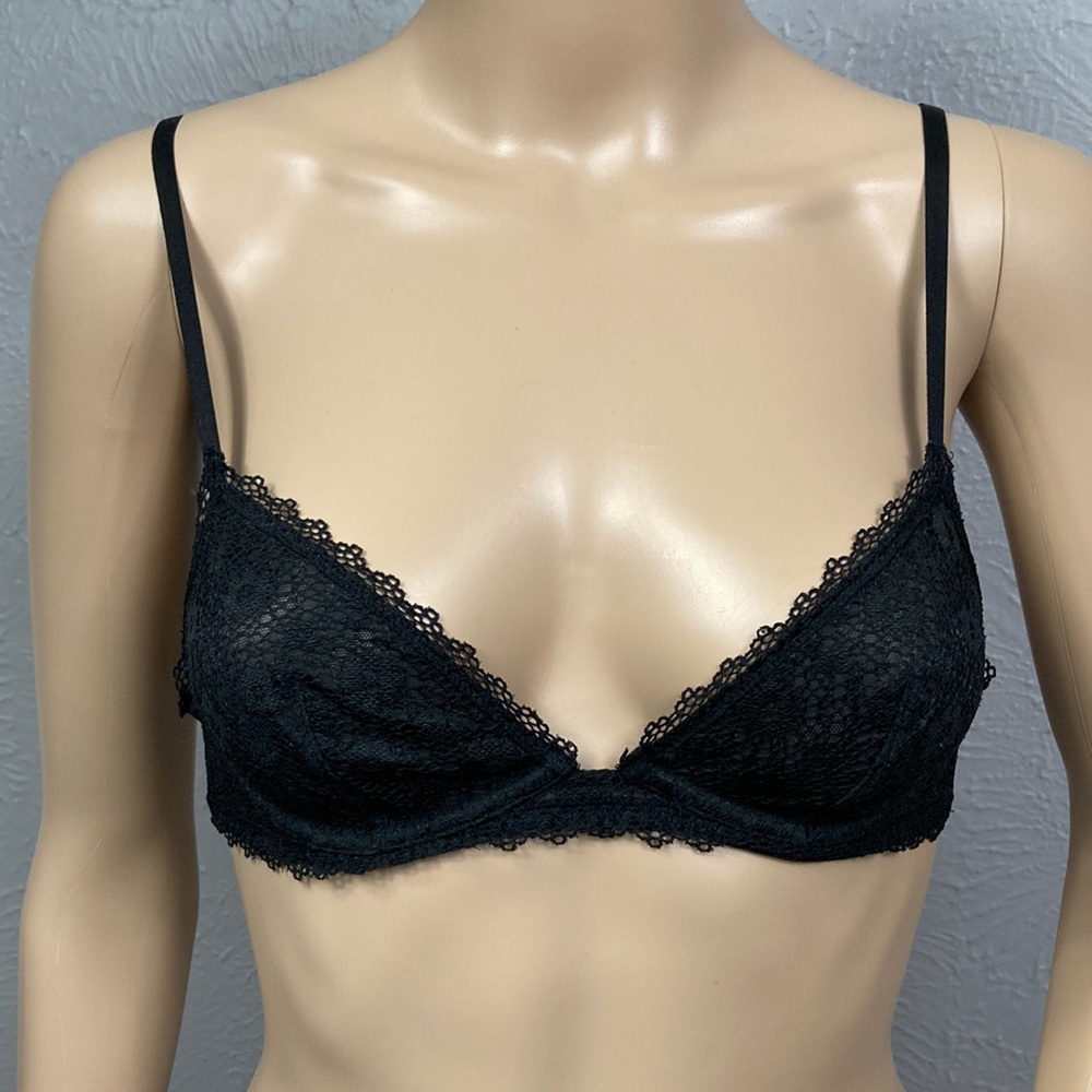 Victoria's Secret Black Lacey Bra Bralette Women's Size XS